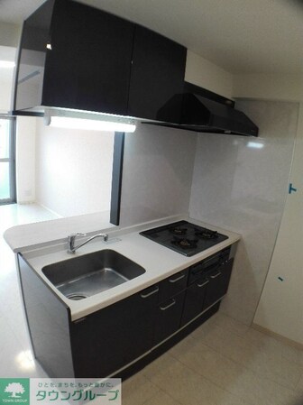 アン・ボルヌの物件内観写真